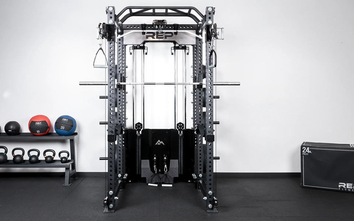 Appareils de musculation fonctionnelle et stations de fitness tout-en-un, sans les approximations.