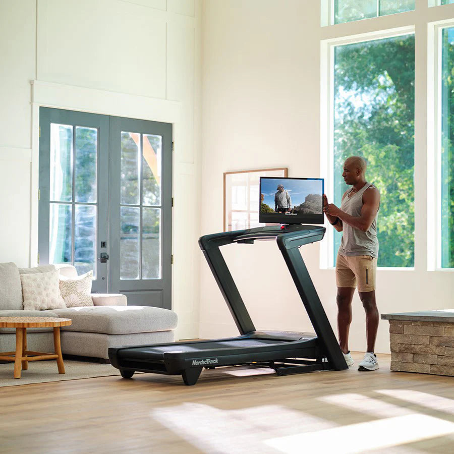 NordicTrack Treadmills C 2450 Treadmill